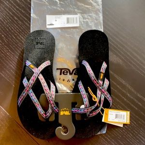 New Teva Sandal